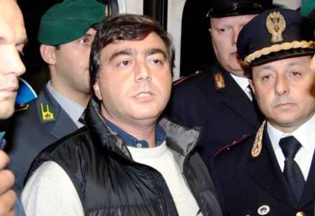 Lavitola condannato a 2 anni e 8 mesi, sentenza per tentata estorsione a Silvio Berlusconi