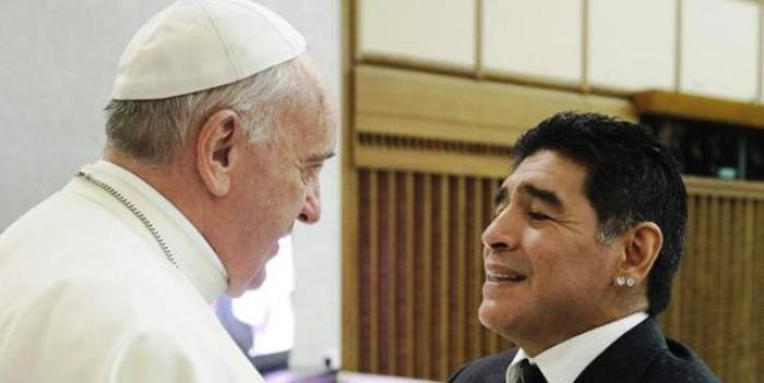 Alla Partita per la Pace organizzata da Papa Francesco all’Olimpico anche la famiglia di Ciro Esposito e Diego Armando Maradona