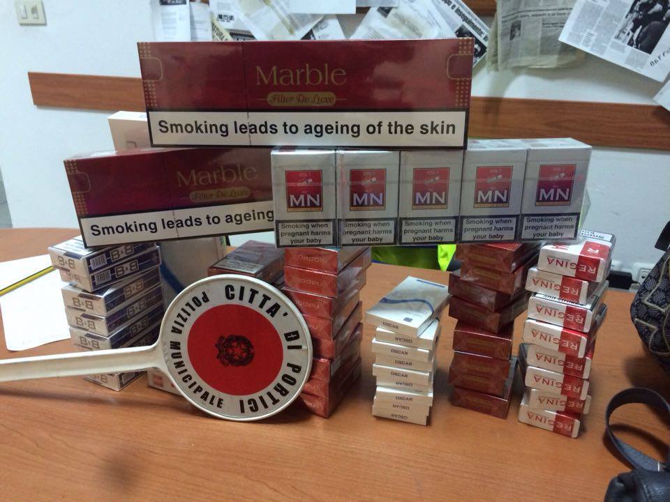 A Portici tornano “le bionde”: i Niss sequestrano 2 kg di sigarette di contrabbando