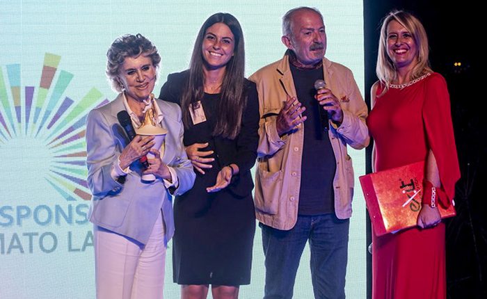 Premio Lamberti a Mimmo Lucano, Renzo Arbore, Laura Valente, Ignazio Esposito La Rossa, Franca Leosini, Ciro Fusco e Alessandro Siani