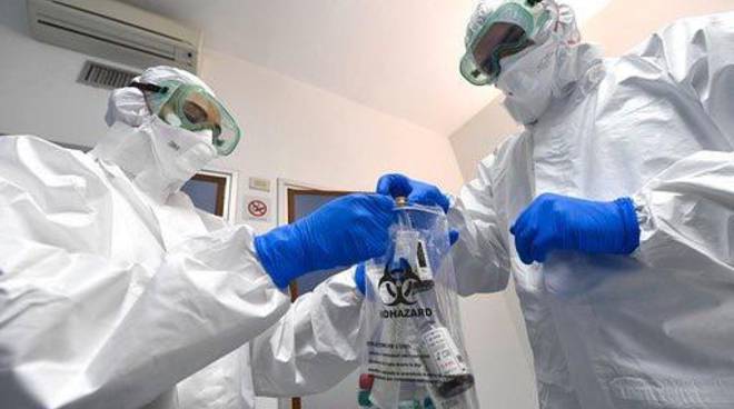 Coronavirus in Campania, 25 morti e 4.226 positivi su 27.649 tamponi