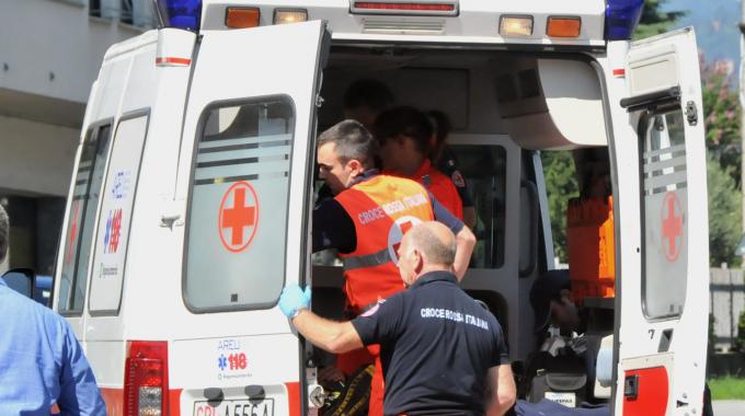 Trentenne Rom trovato morto in bagagliaio a Napoli, indaga la polizia