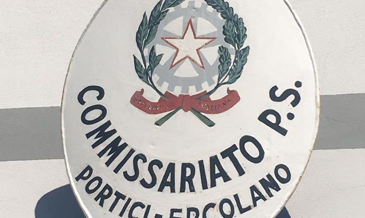 Portici – Arrestato affiliato al clan Vollaro. Ennesima operazione “anti-droga” nella centralissima Piazza San Ciro