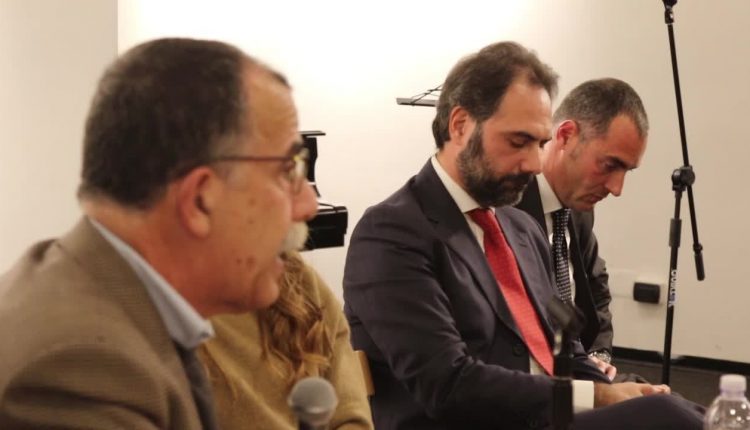 La presentazione del libro di Catello Maresca a Ottocento Napoletano, la prima in pubblico di Riccardo Russo in corsa per la poltrona a sindaco di Portici