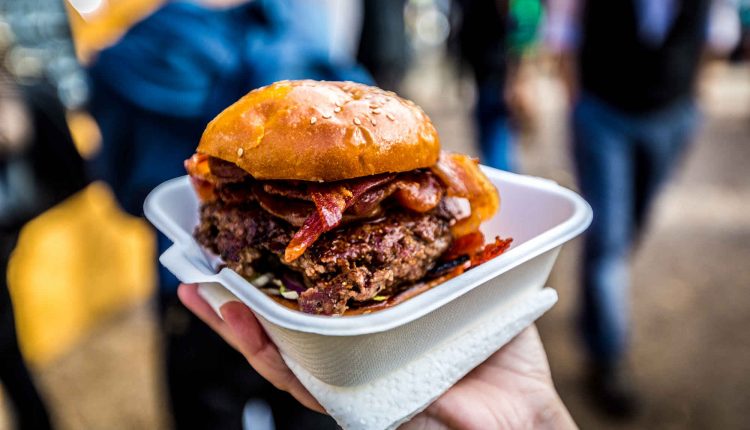 Street Food alla conquista della città: il cibo di strada italiano, europeo e dal mondo si da appuntamento a Piazza Garibaldi