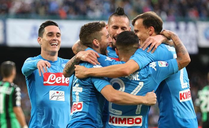 Il Napoli vince e torna solo in vetta: Sassuolo ko 3-1 al San Paolo 