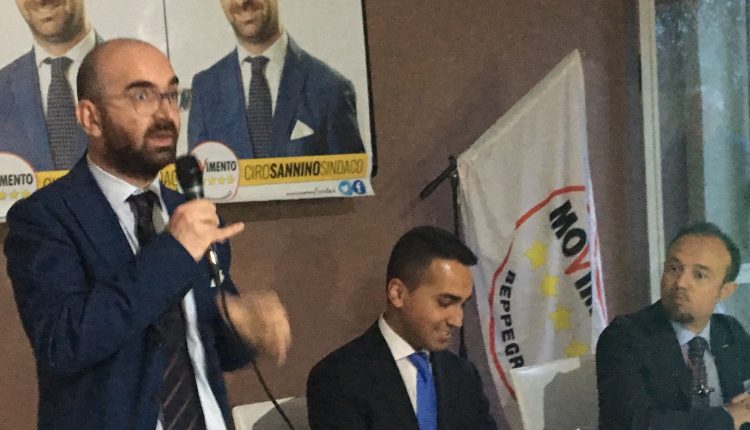  Sospensione dirigente comunale da parte del sindaco Salvatore Di Sarno, il Meet Up Amici di Beppe Grillo Somma Vesuviana esprime le sue perplessità a mezzo stampa
