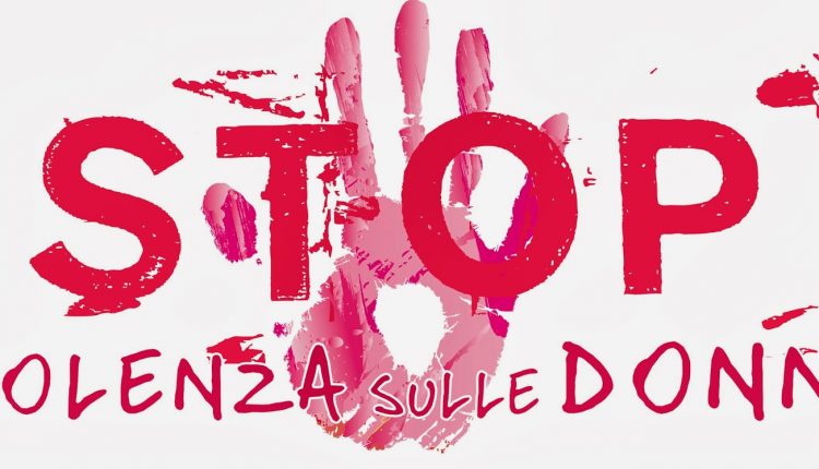 San Giorgio a Cremano: in occasione della Giornata Mondiale contro la violenza sulle donne, lezione di autodifesa al Palaveliero
