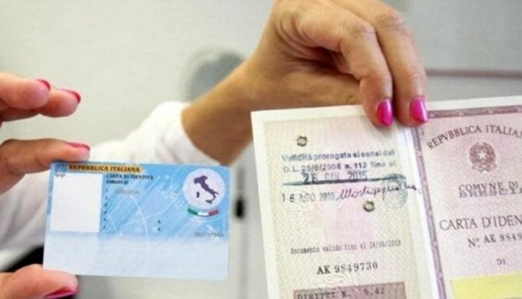 Portici – E’ già possibile richiedere la carta di identità elettronica ad un prezzo leggermente inferiore rispetto a quello previsto.