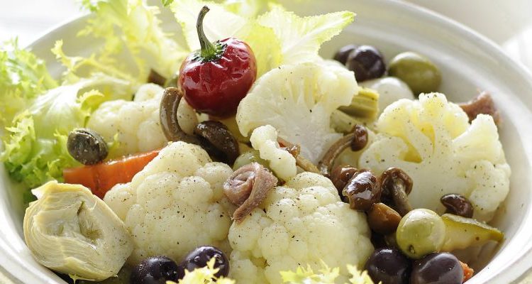 La signora Anna, il Cavalcanti e la ricetta dell’insalata di rinforzo della tradizione