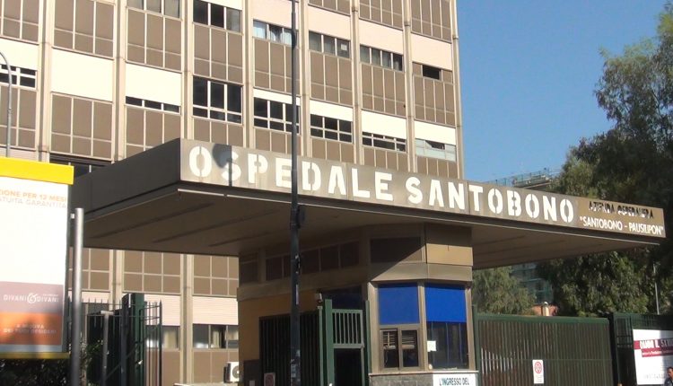 Stabili le condizioni del neonato colpito in petto da un proiettile esploso accidentalmente dalla pistola del nonno
