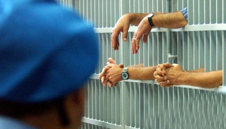 Suicidi in cella e sovraffollamento, ecco “Carcere: liberare la speranza” la protesta dei Garanti dei detenuti