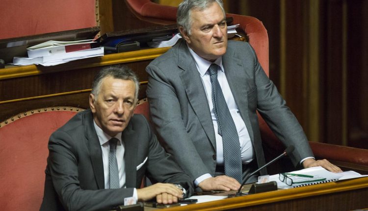 “Un cantiere nella pineta degli Scavi”, i senatori Ala chiamano il Ministro Franceschini e il Governatore De Luca