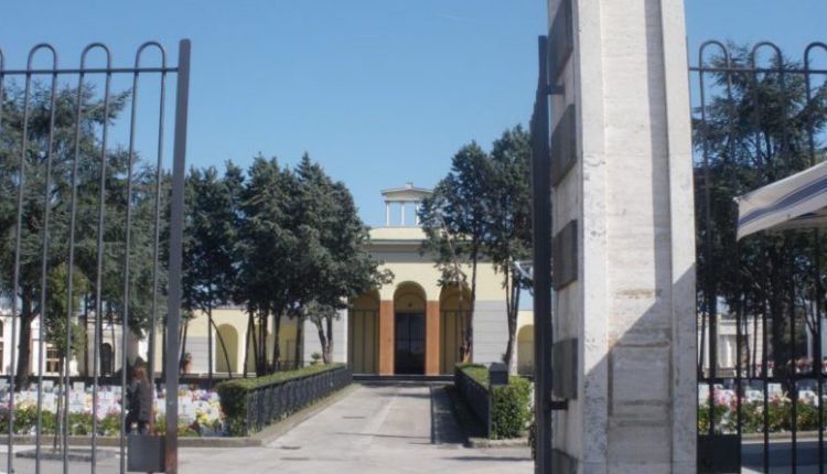 CIMITERO COMUNALE,  SANTA MESSA E BENEDIZIONE A POLLENA TROCCHIA  DELLE AREE OGGETTO DI AMPLIAMENTO