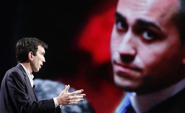 DIREZIONE PD APPROVA ALL’UNANIMITÀ LA RELAZIONE DI MARTINA: INTESA CON M5S MA ASSENZA DI SOSTEGNO A GOVERNI DI CENTRODESTRA