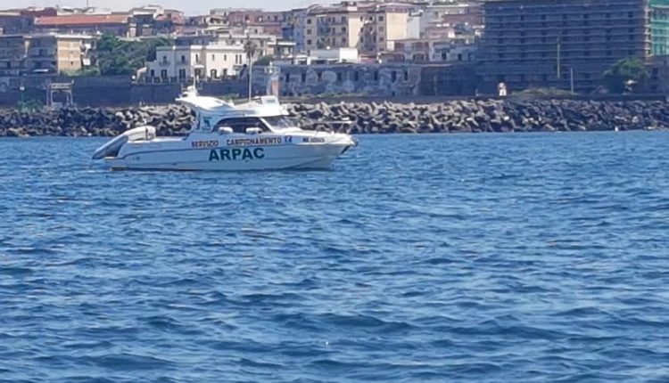 Arpac e Gori accertano la balneabilità del mare a Portici. Enzo Cuomo:“Sono felice per la mia città!”