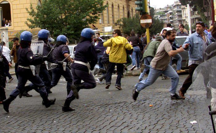 TIFO VIOLENTO – Hanno aggredito i tifosi romanisti in trasferta: arrestati dalla Digos 5 ultras napoletani