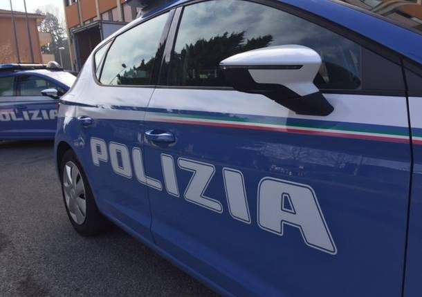 A Sant’Anastasia, un agente di polizia libero dal servizio arresta tre rapinatori georgiani