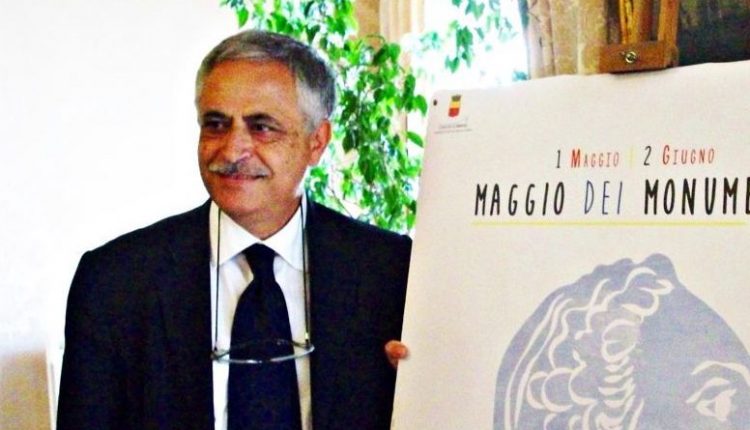 Il Maggio dei monumenti a Napoli dedicato al “Diritto alla felicità” e la Festa europea della musica a Fabrizio De André