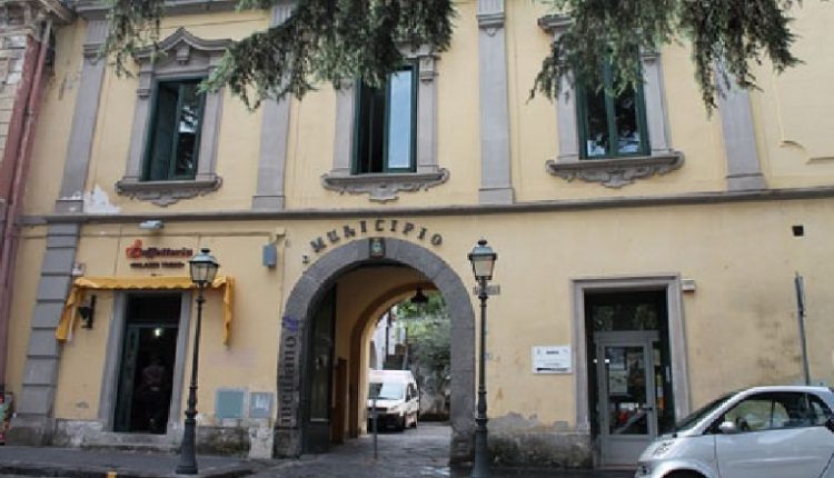 La biblioteca intitolata a Raffaele D’Avino giovedì 30 la cerimonia al Comune