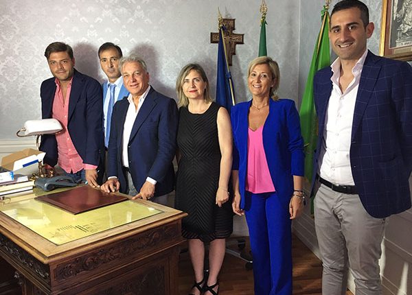 Sant’Anastasia, il sindaco Abete presenta la nuova giunta tra riconferme e new entry