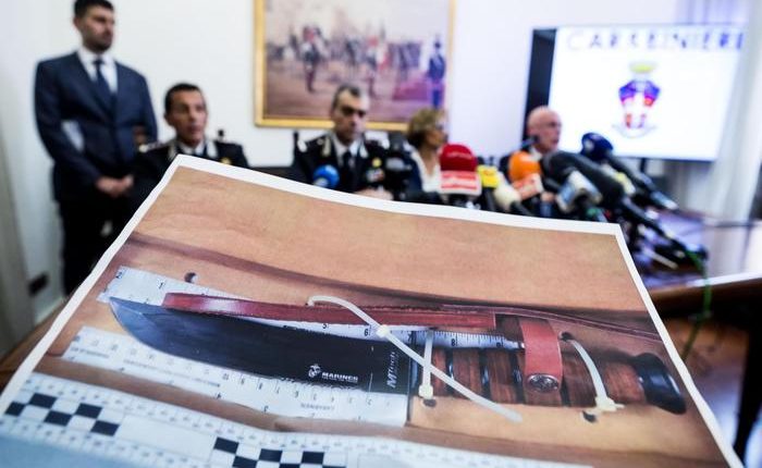 Mario Cerciello Rega dimenticò l’arma: lo rivelano i carabinieri, “pistola trovata nell’armadietto”