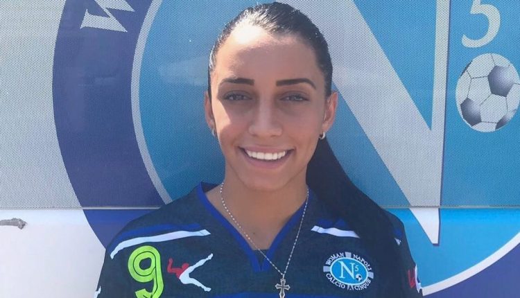 La bomber Fabiana Vecchione tra le fila dell’ASD Calcio Pomigliano Femminile