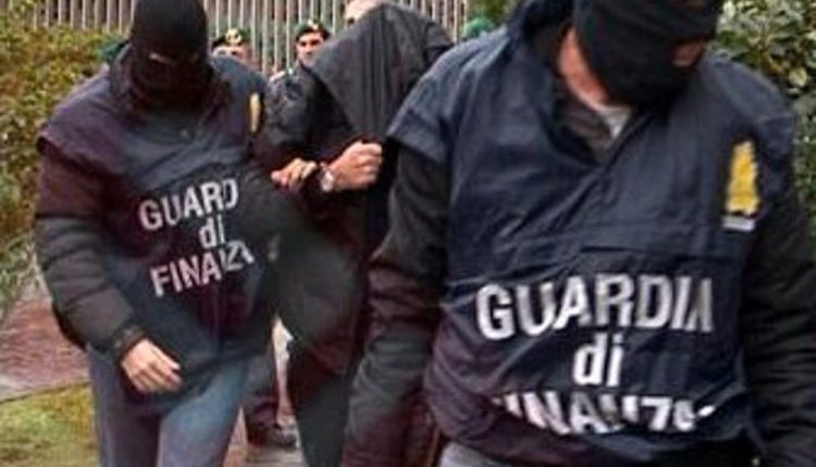 Traffico di droga tra Campania e Lazio: 24 arresti