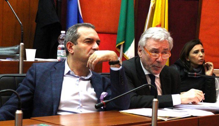 Coronavirus a Napoli, al via il fondo comunale di solidarietà della Giunta de Magistris