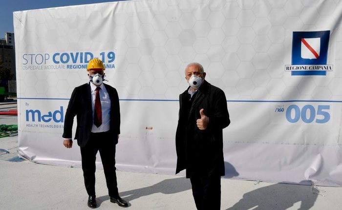 Coronavirus: De Luca visita cantiere per Covid center Napoli