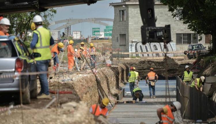 A San Vitaliano, 11 operai al lavoro nel cantiere edile: multe e denunce