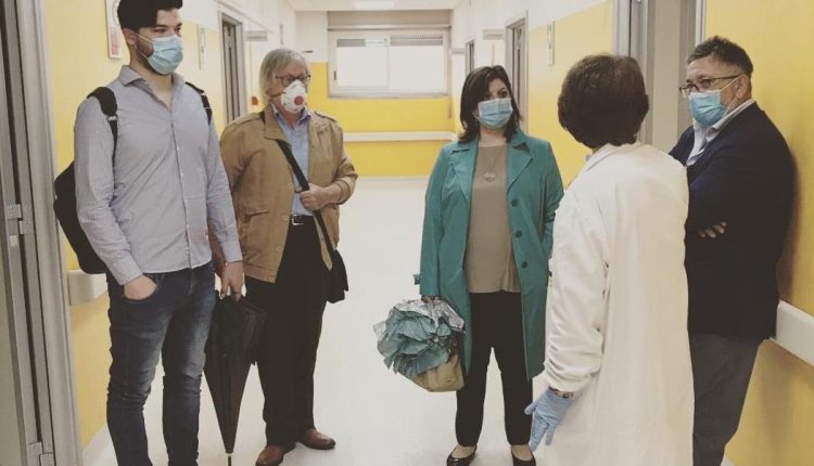 Una delegazione del Partito Democratico all’Ospedale Apicella. Antonella Ciaramella: “Potenziare gli ambulatori e riattivare il pronto soccorso”