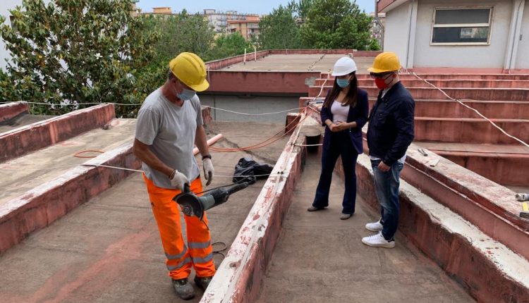 Manutenzioni straordinarie nelle scuole a San Giorgio a Cremano:  partiti gli interventi nei plessi. Il sindaco Giorgio Zinno: “Prepariamo le strutture per accogliere i nostri studenti” 