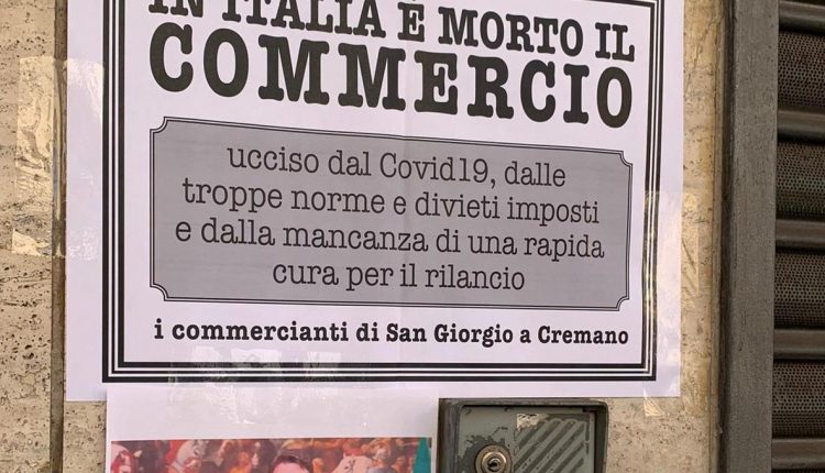 A San Giorgio a remano: Commercio, manifesti flash mob e incontro con l’amministrazione. Il sindaco Zinno: “Impegno comune per la ripresa” 