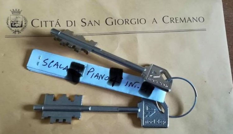 BENI CONFISCATI – Altri 2 appartamenti a San Giorgio a Cremano destinati a famiglie indigenti. Il sindaco Giorgio Zinno: ” Legalità e sostegno alle fasce deboli” 