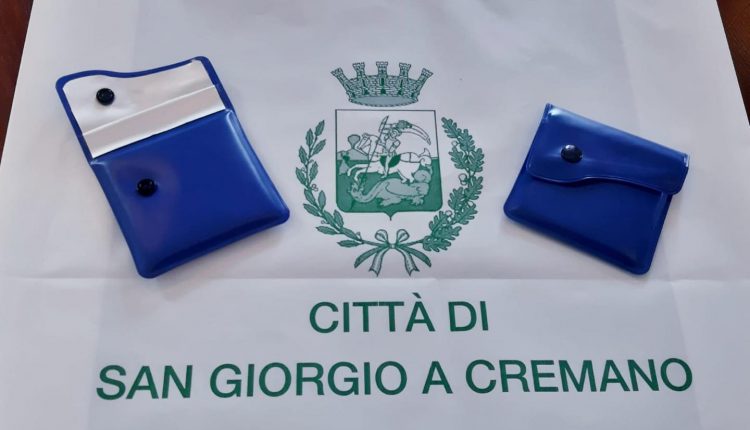 A San Giorgio a Cremano, assieme alle buste per la differenziata l’amministrazione Zinno distribuisce gli ecoastucci per la raccolta dei mozziconi di sigarette