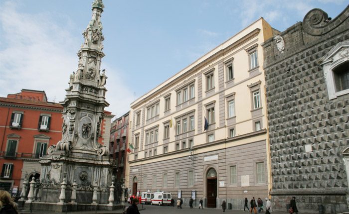 DOPO FERRAGOSTO – A Napoli dal 17 agosto sarà pedonalizzata Piazza del Gesù