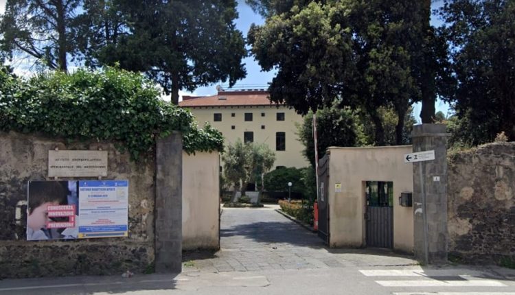 Coronavirus, perquisizioni all’Istituto zooprofilattico di Portici, indagato il direttore Limone, indagine sull’affidamento ai privati dell’esecuzione dei tamponi