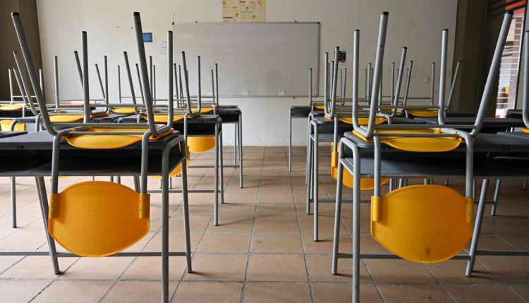 Campania: pubblicata l’ordinanza sulla scuola, attività educative per l’infanzia in presenza dal 24 novembre