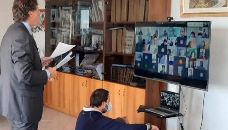 A Portici il sindaco Cuomo in video conferenza convoca gli stati generali del Terzo Settore: “Tutti faranno la sua parte per il bene dei cittadini”