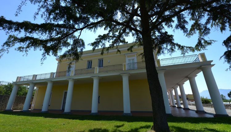 ON LINE ALLA SCOPERTA DELLE VILLE VESUVIANE, AL VIA LE VISITE ‘LIVE’ DI VILLA CAMPOLIETO E VILLA DELLE GINESTRE