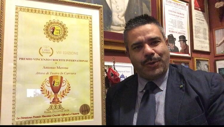 Premio internazionale “Il Vince” ad Antonio Merone: “Il mio teatro è arrivato al cuore del pubblico”