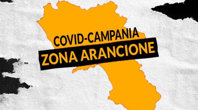 La Regione Campania da domenica in zona arancione, oggi la firma del ministro. Il Governatore De Luca: “Era inevitabile con zero controlli e città abbandonate”
