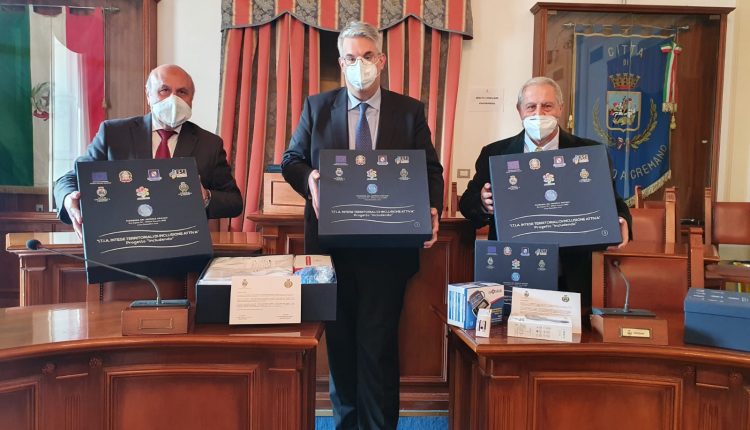 A San Giorgio a Cremano, kit con attrezzature biomedicali per monitorare il proprio stato di salute consegnati alle famiglie dei positivi al Covid
