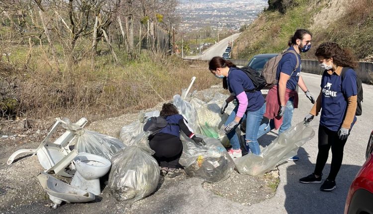 A Somma Vesuviana, contrasto allo scarico abusivo dei rifiuti per tutelare il patrimonio ambientale e operazione sicurezza del territorio. Grazie alle nuove telecamere individuato uno scarico abusivo in Via Cupa di Nola