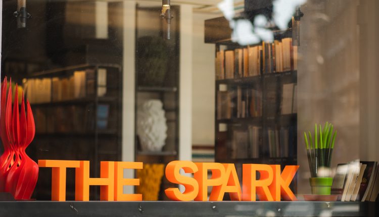 THE SPARK CREATIVE HUB ACCOGLIE  MONDADORI BOOKSTORE NAPOLI E RIPARTE DA DOMANI 22 APRILE  ALLE 11.30 