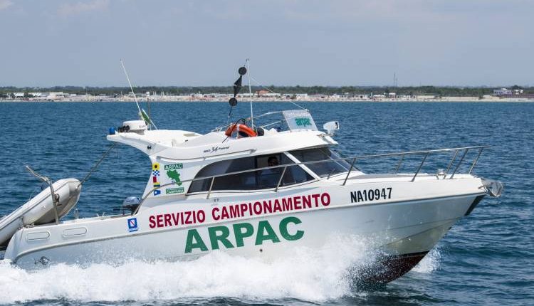Lo studio sul mare in Campania, secondo l’Arpac è balneabile il 97% delle acque