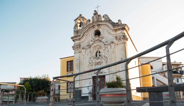 A Ercolano la maggioranza vota un centro di raccolta rifiuti, l’opposizione non ci sta. Sabbarese e Europa Verde organizzano una petizione per il rilancio di San Vito