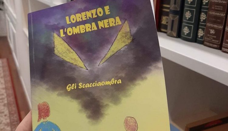 PORTICI CITTA’ CHE LEGGE (E CHE SCRIVE) – E’ uscito il libro di fiabe dei bambini dell’I.C. Da Vinci-Comes: “Lorenzo e l’ombra nera” una fiaba corale per raccontare la pandemia