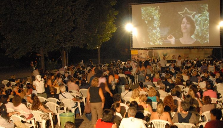 Cinema intorno al Vesuvio